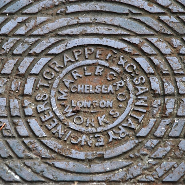 nắp cống london thế kỷ 19